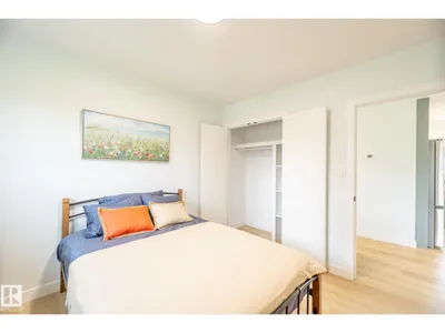 16136 109A AV NW photo 17
