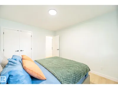 16136 109A AV NW photo 24