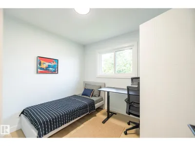 16136 109A AV NW photo 25