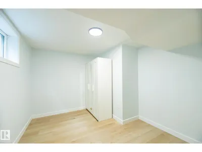 16136 109A AV NW photo 39