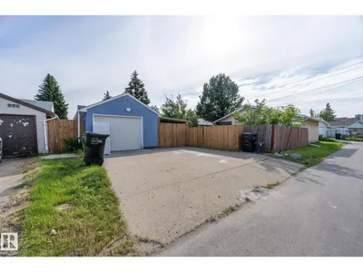 16136 109A AV NW photo 56