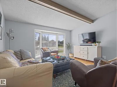 6804 94A AV NW photo 11
