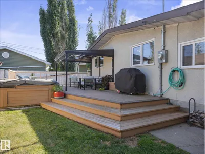6804 94A AV NW photo 38