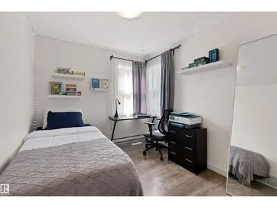 10994 135 ST NW photo 16