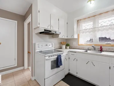 13304 63 ST NW photo 9