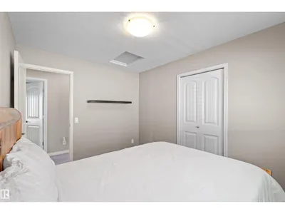 22 NORTON AV photo 19