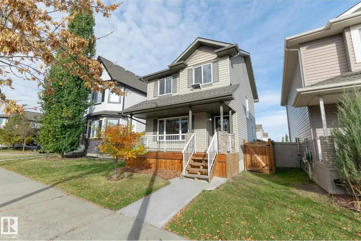 50 VIVIAN WY exterior