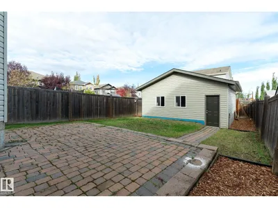 50 VIVIAN WY photo 36