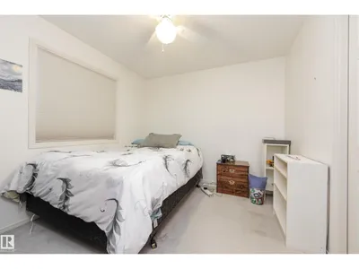 553 GLENWRIGHT CR NW photo 24