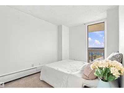 #1304 10149 SASKATCHEWAN DR NW photo 19