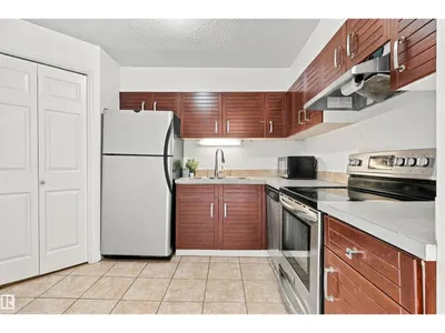 #1304 10149 SASKATCHEWAN DR NW photo 23