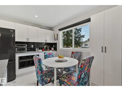 4723 105 ST NW photo 9