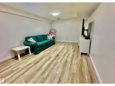 4723 105 ST NW photo 32