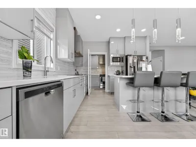 1231 26 ST NW photo 30