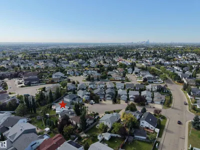 5304 155 AV NW photo 55