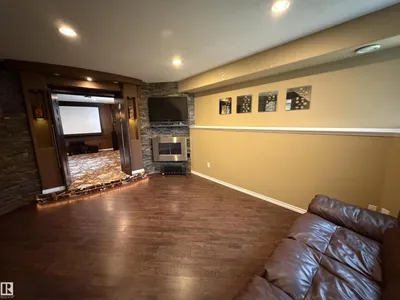 5304 155 AV NW photo 31