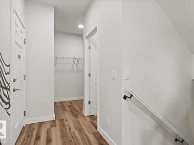 9340 226 ST NW photo 8