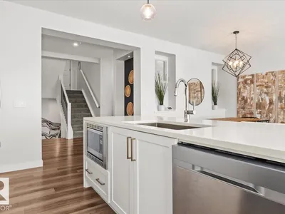 9340 226 ST NW photo 26