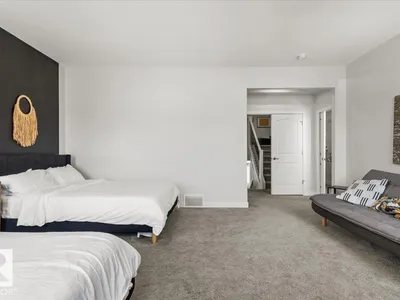 9340 226 ST NW photo 35
