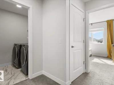9340 226 ST NW photo 42