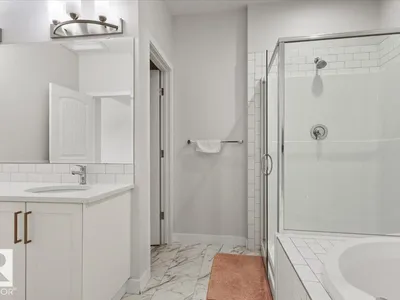9340 226 ST NW photo 37