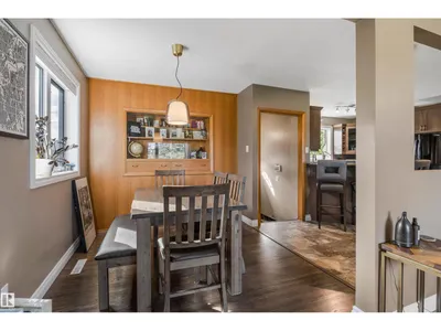 6207 85 AV NW photo 17
