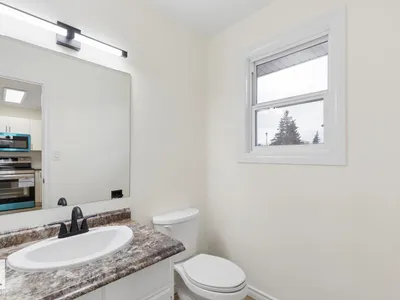 10475 24 AV NW photo 16