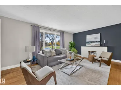 10224 82 ST NW photo 9
