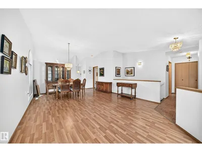 6526 158 AV NW photo 29