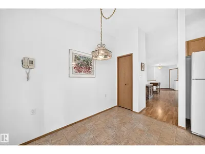 6526 158 AV NW photo 25