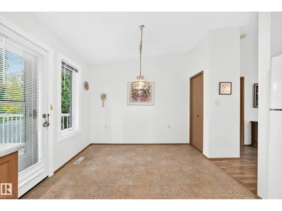 6526 158 AV NW photo 18