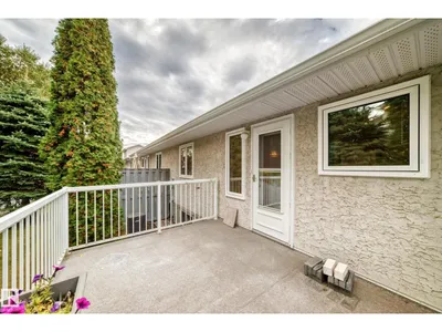 6526 158 AV NW photo 23