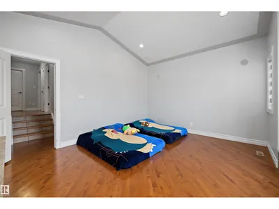 17815 111 ST NW photo 32