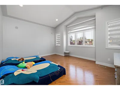 17815 111 ST NW photo 33