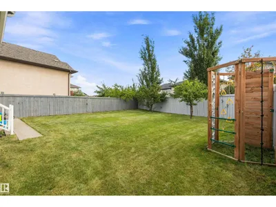 17815 111 ST NW photo 52