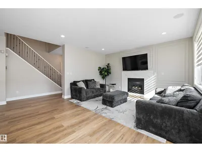 17815 111 ST NW photo 6