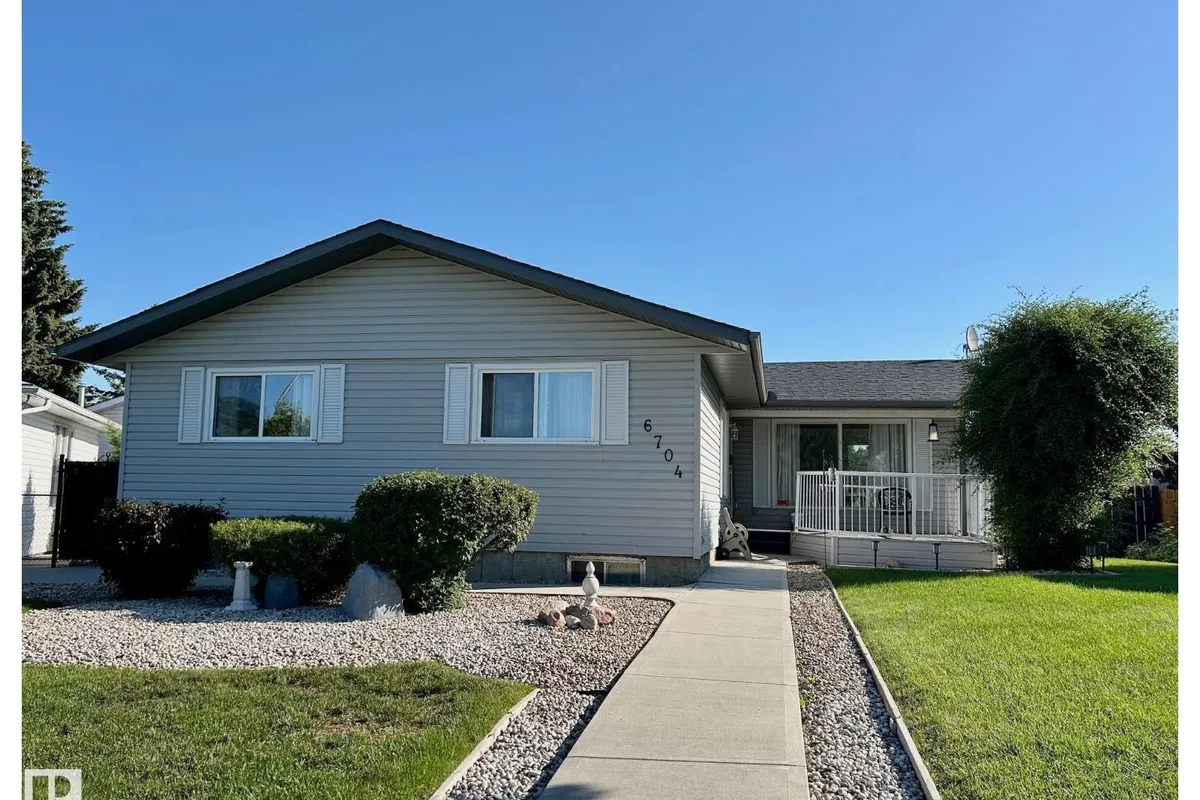 6704 152A AV NW exterior