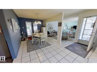 6704 152A AV NW photo 15