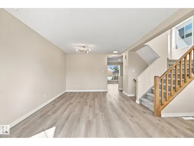 4267 24 ST NW photo 7