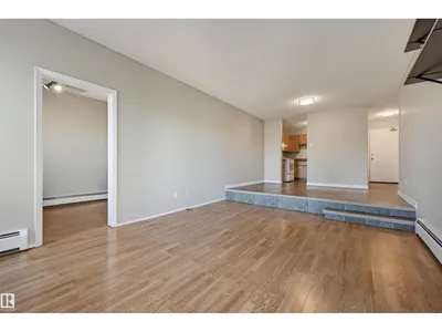 #408 17820 98 AV NW photo 5