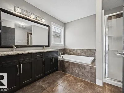 7627 181 AV NW photo 20