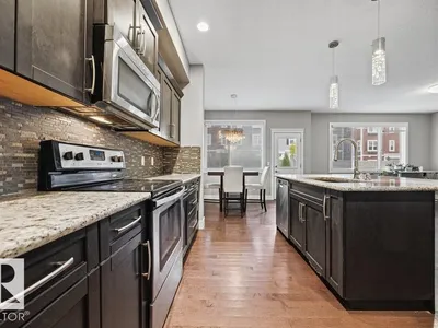 7627 181 AV NW photo 9
