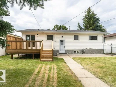 4703 117 ST NW photo 38