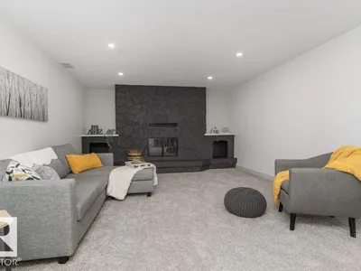 4703 117 ST NW photo 23