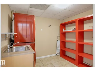 #425 160 Magrath RD NW NW photo 27