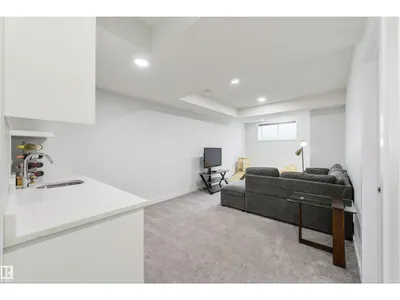 1032 BERG PL photo 29