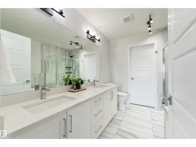 1032 BERG PL photo 19