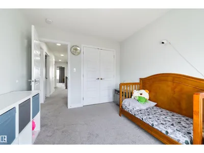 1032 BERG PL photo 23