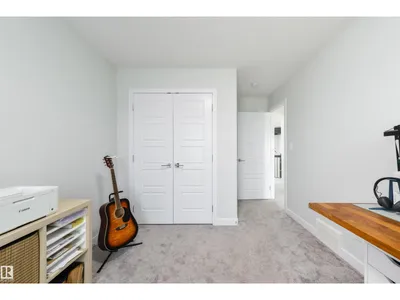 1032 BERG PL photo 26