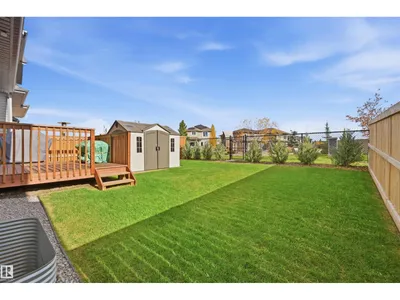 168 LARCH CR photo 48